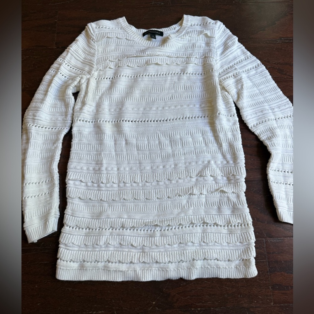 Banana Republic Ivory Knit Pullover